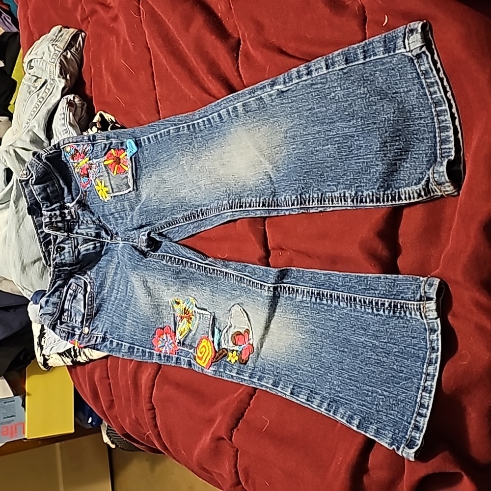 Squeeze Embroidered Girl's Jeans Size 5